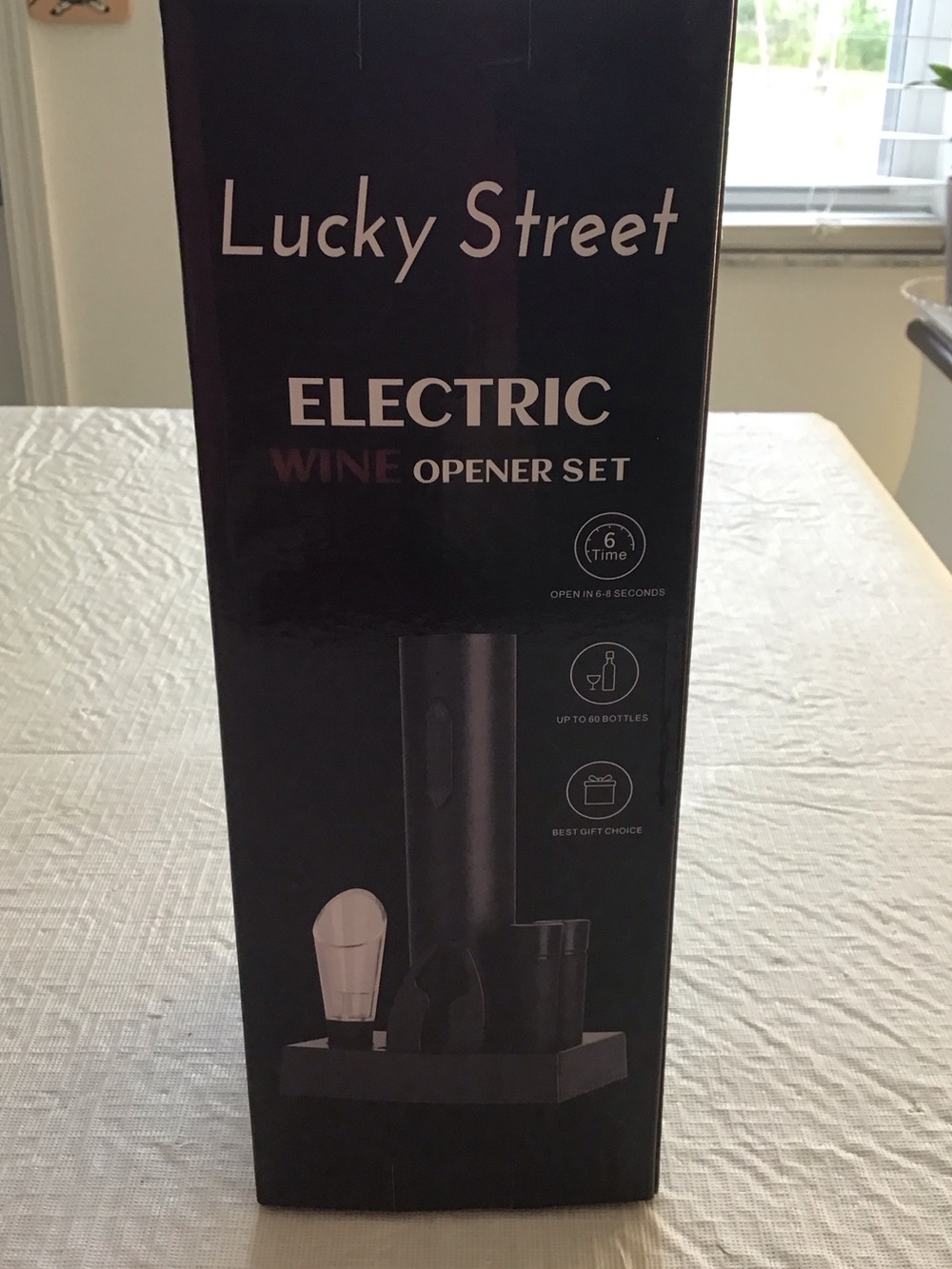 Lucky Street Electric Wine Opener Set in Black. ##